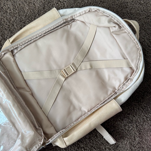 BÉIS The Travel Backpack – Beige - Picture 6 of 14